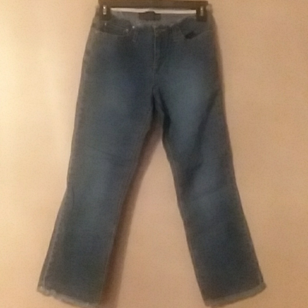 Aeropostale Juniors Capris Size 0